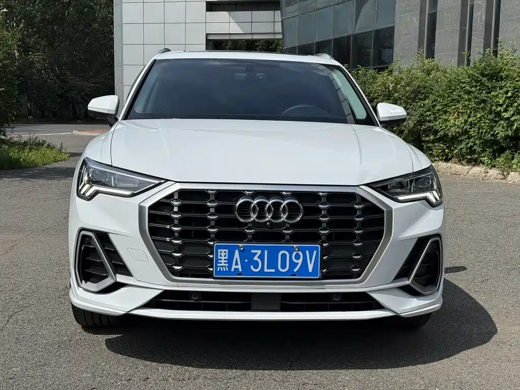 Audi Q3 2022 35 TFSI Fashion