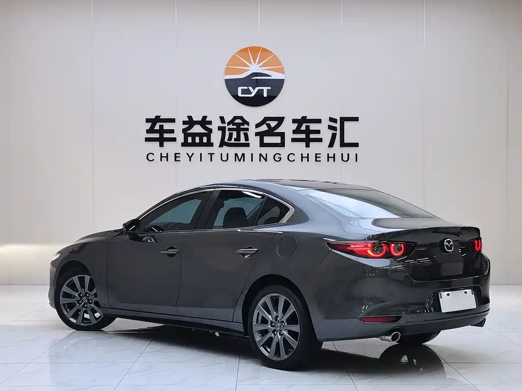Mazda 3 Axela — миниатюра 5