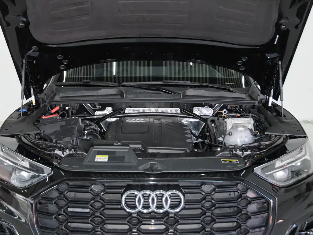 Audi Q5L 2023 40T Luxury