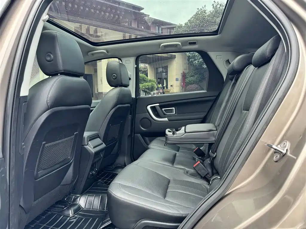 Land Rover Discovery Sport — миниатюра 5