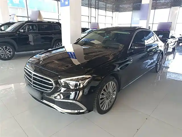 MERCEDES-BENZ E CLASS
