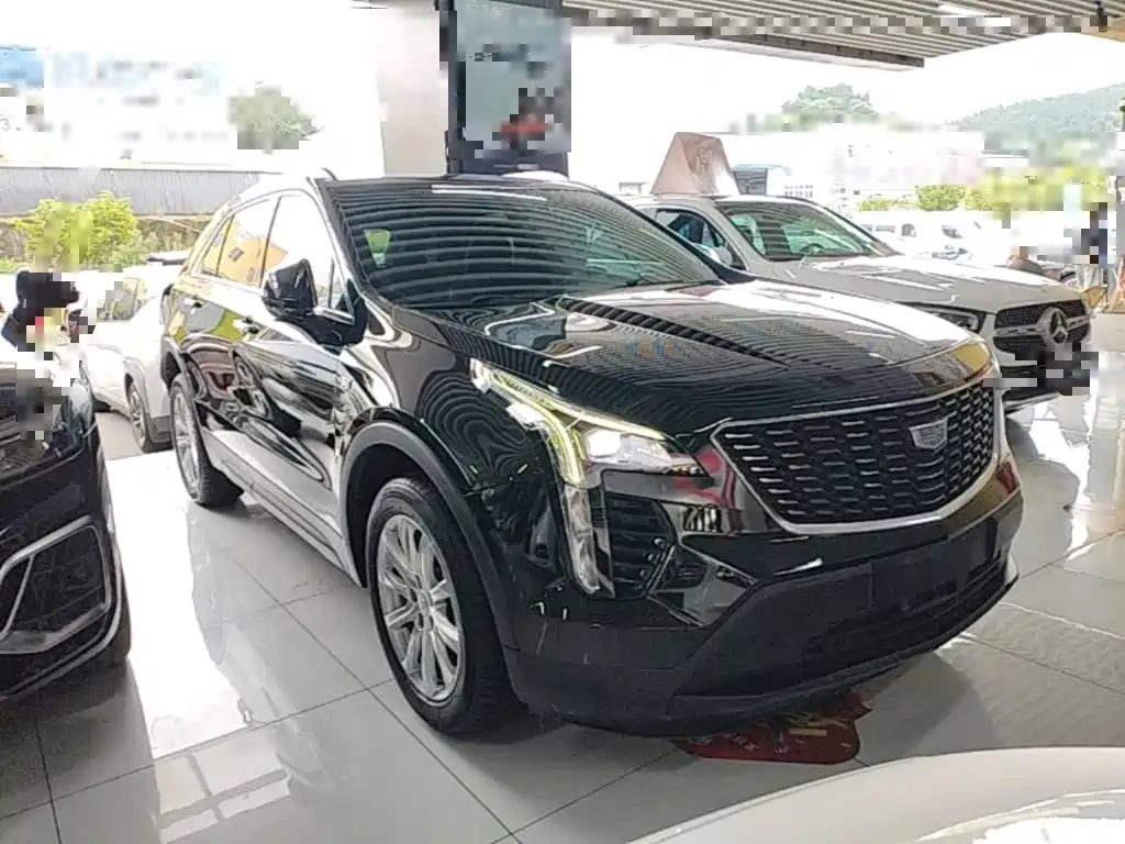 Cadillac XT4 2022 28T