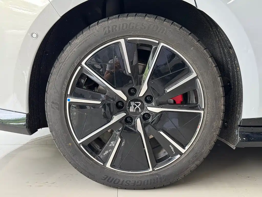 BYD Han L — миниатюра 10