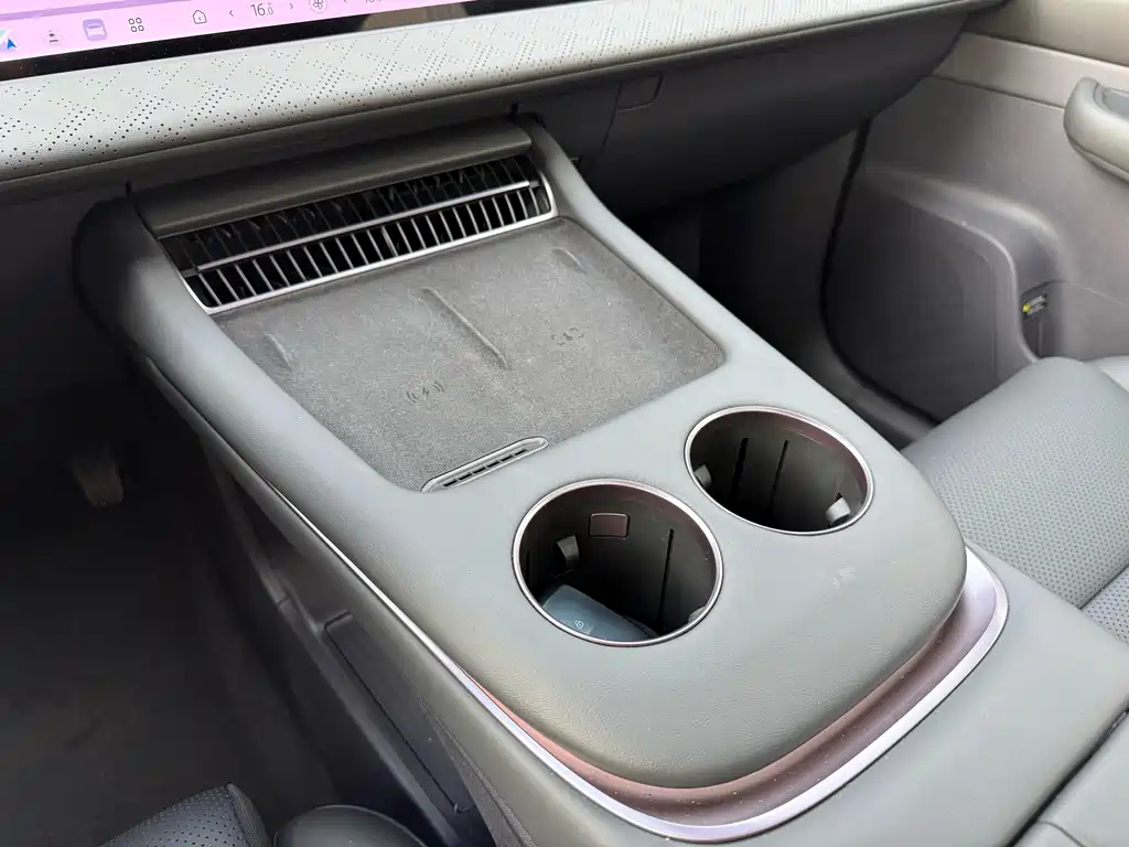 Nissan 日产NX8 — миниатюра 13