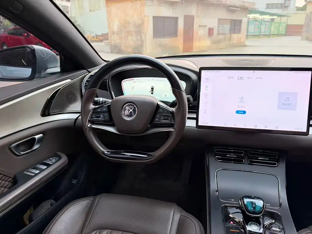 BYD Han — миниатюра 6