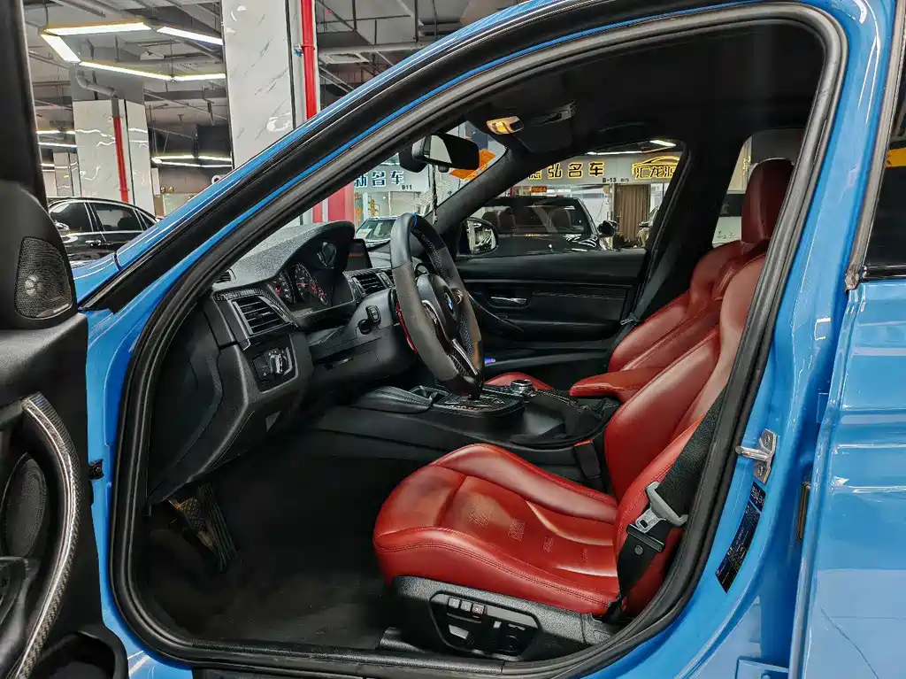 BMW M3 — миниатюра 6