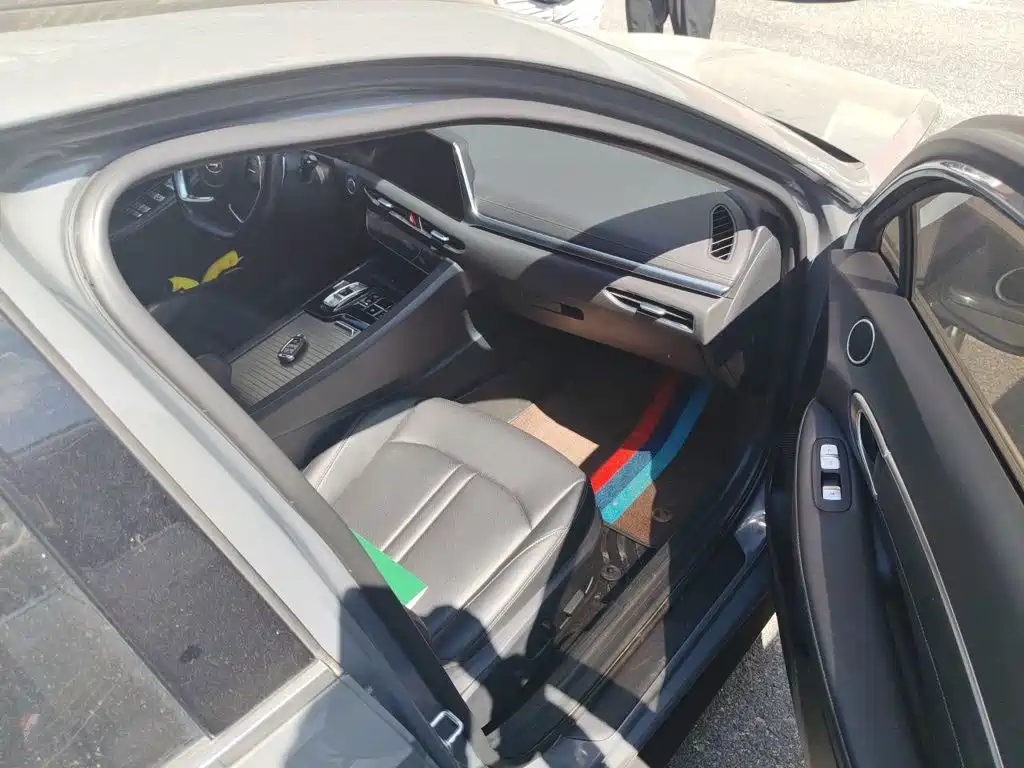 Hyundai Sonata — миниатюра 19