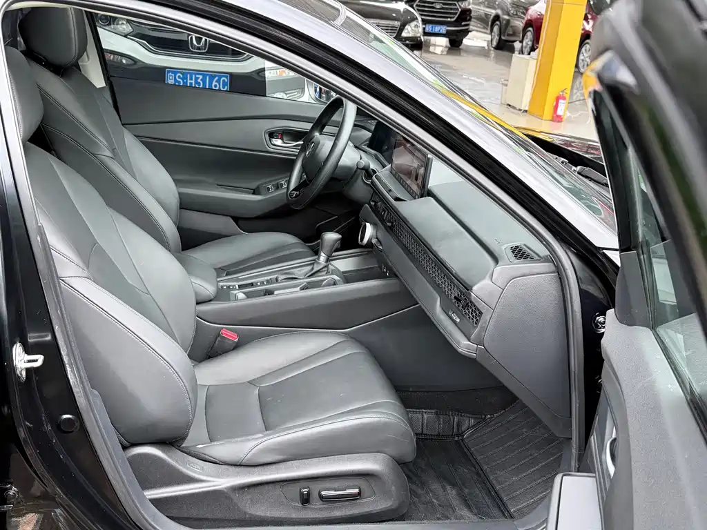 Honda Accord — миниатюра 9