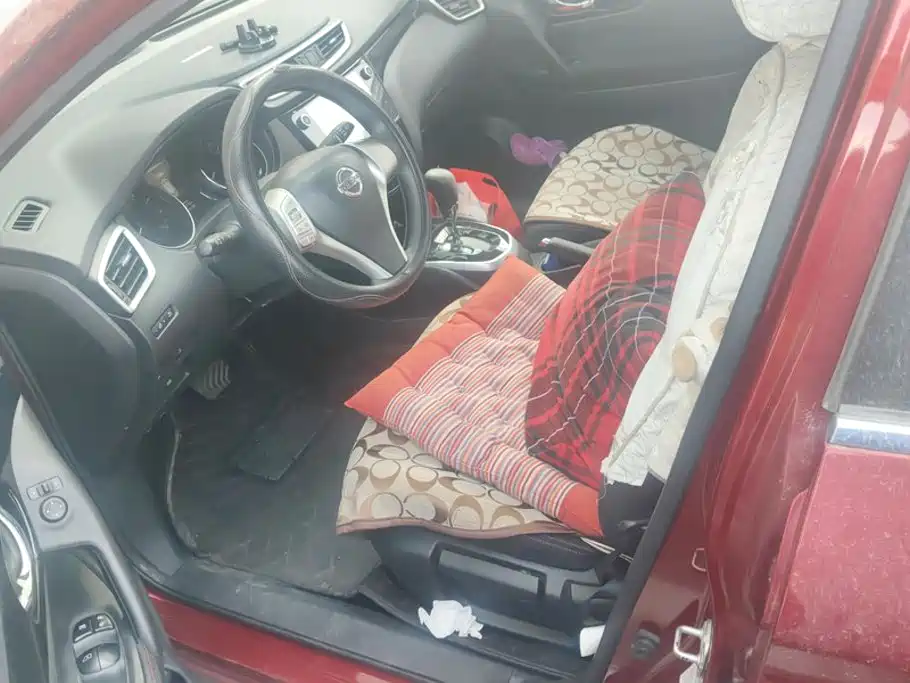 Nissan Qashqai — миниатюра 9