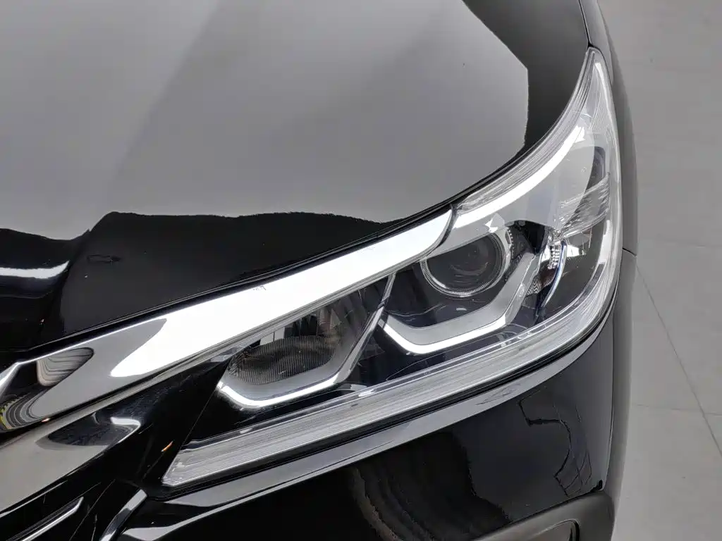 Honda Accord — миниатюра 7