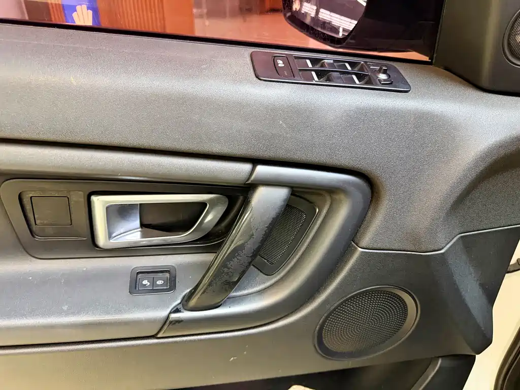 Land Rover Discovery Sport — миниатюра 15