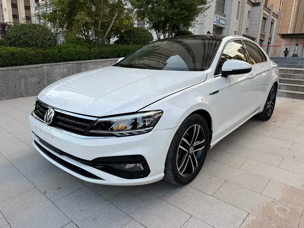 Volkswagen Lamando