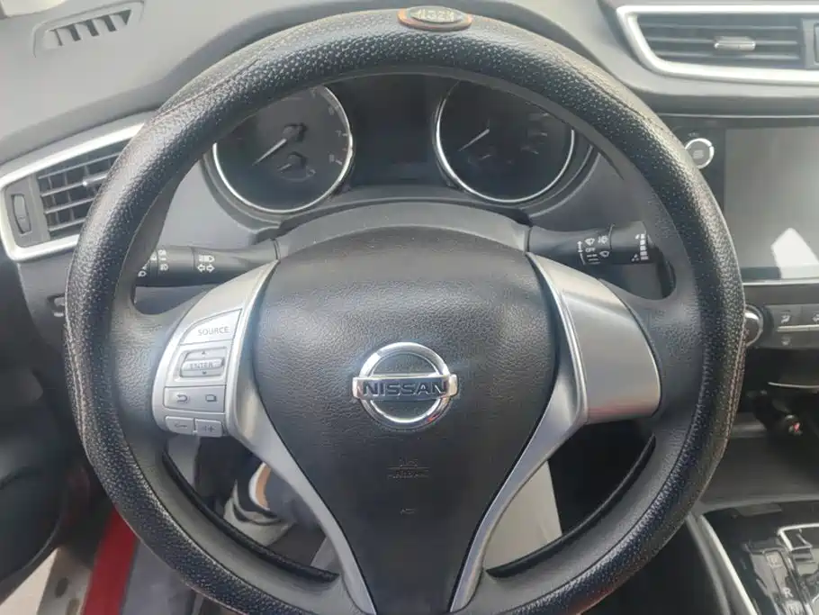 Nissan Qashqai — миниатюра 15