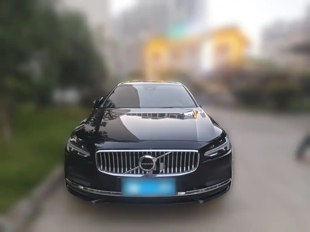 Volvo S90 — миниатюра 2