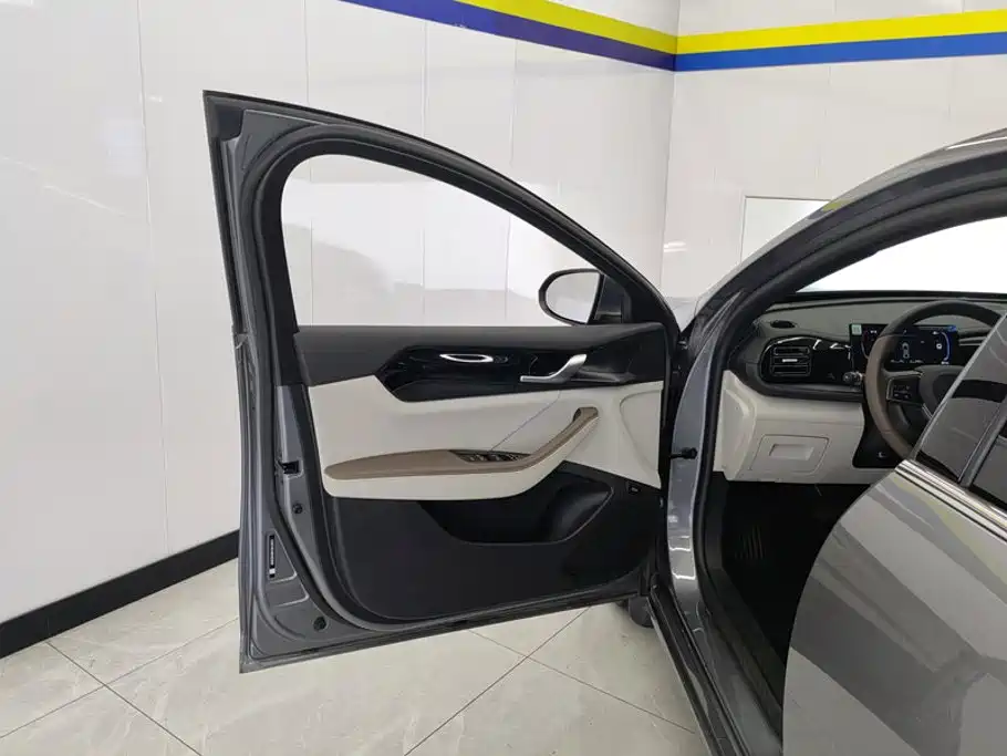 BYD Qin PLUS — миниатюра 7