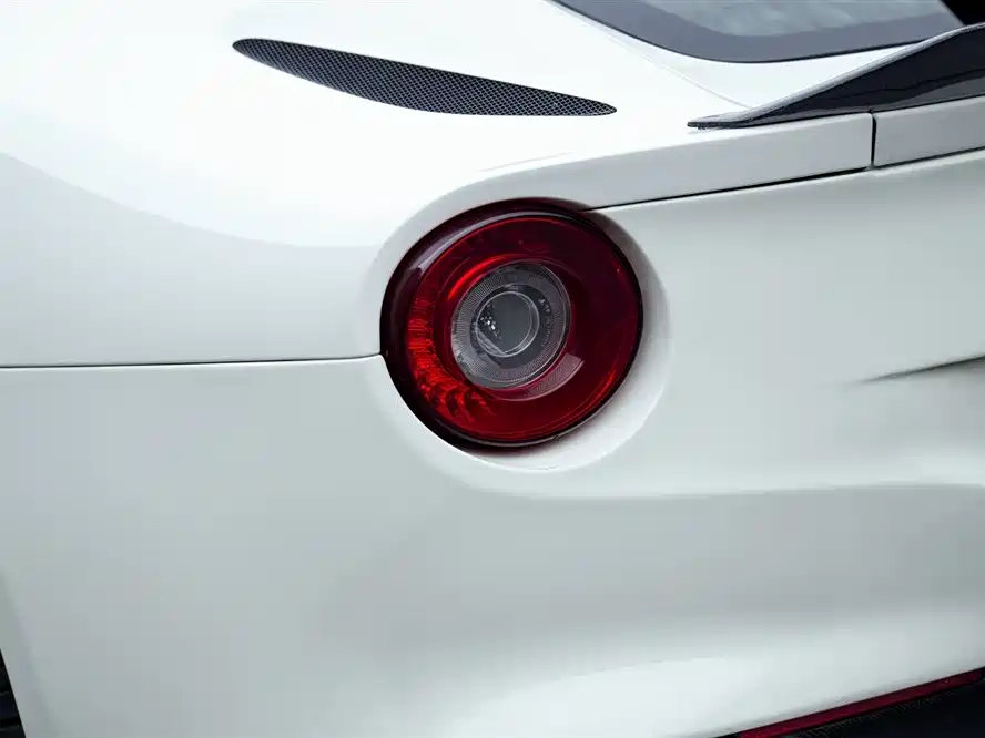 Ferrari F12berlinetta 2013 6.3L