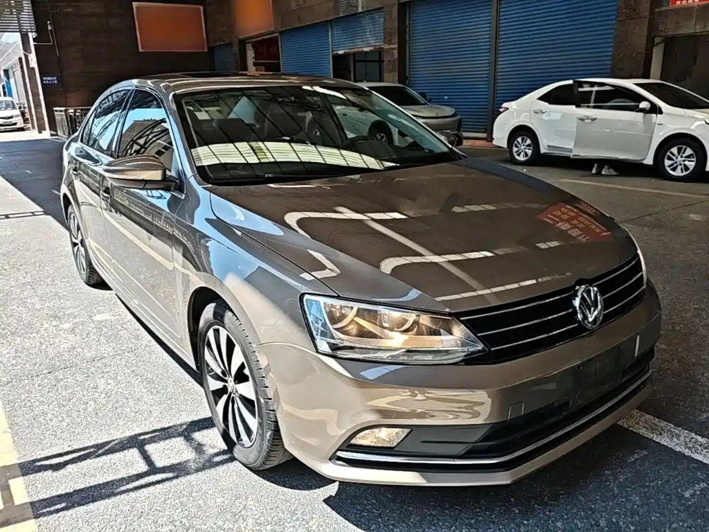 Volkswagen Sagitar — миниатюра 4