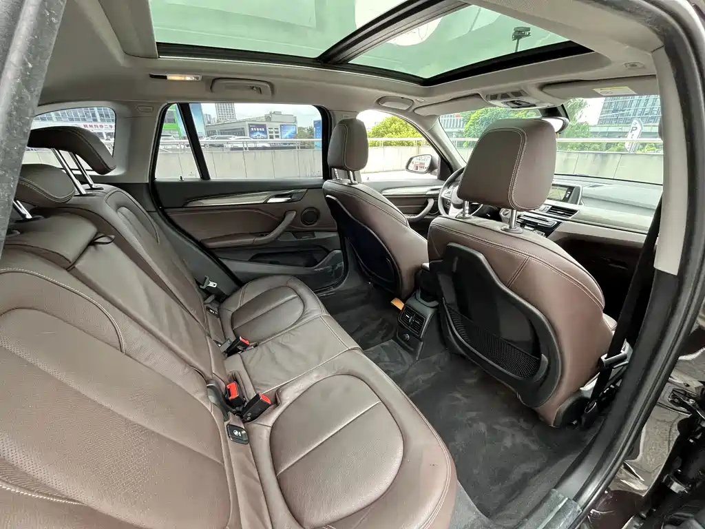 BMW X1 — миниатюра 7