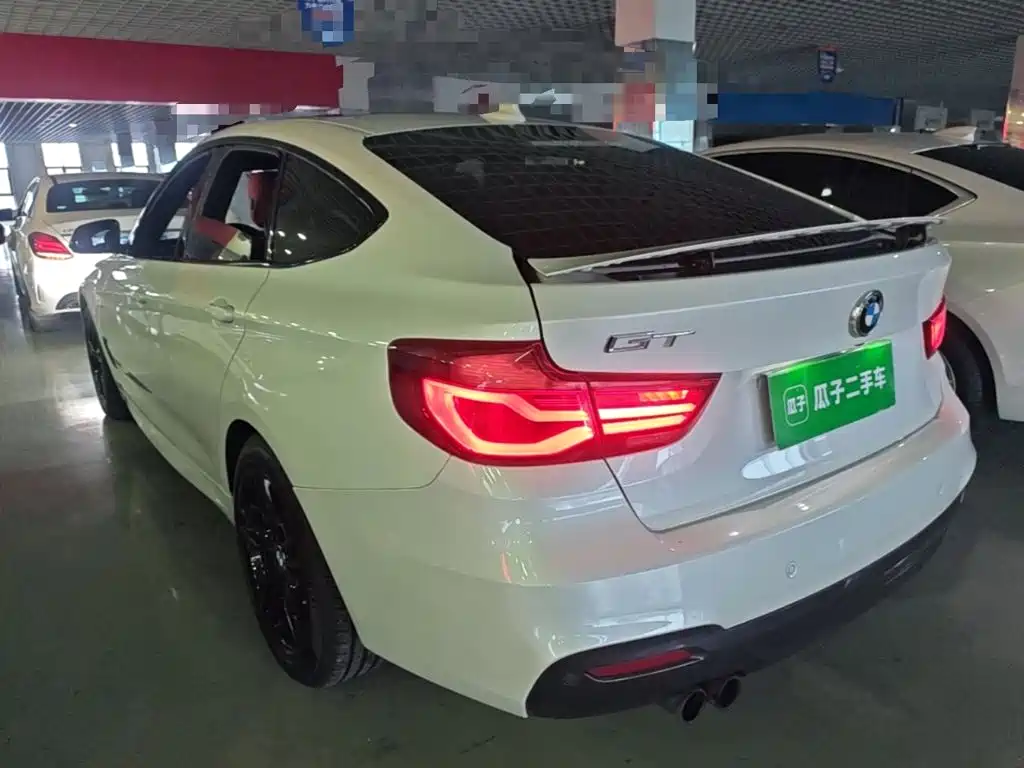 BMW 3 Series GT 3 GT 2019 320i M Sport