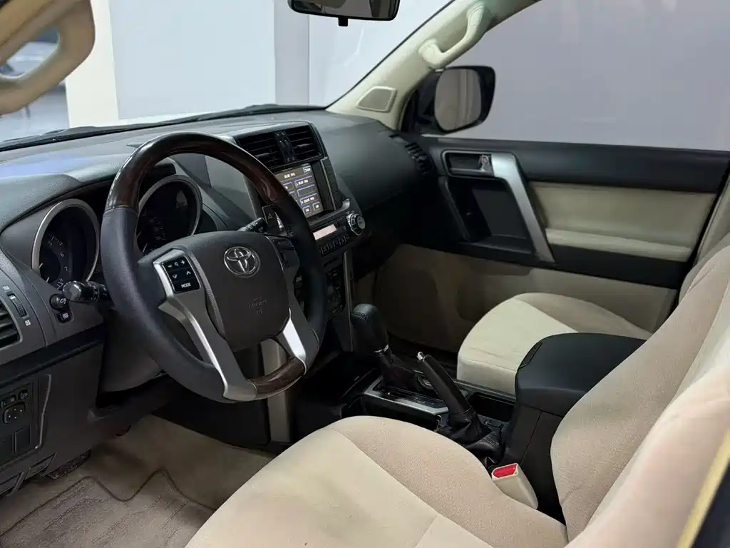 Toyota Prado (Import) — миниатюра 7