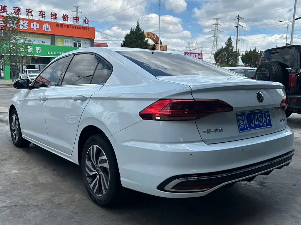 Volkswagen Bora — миниатюра 5