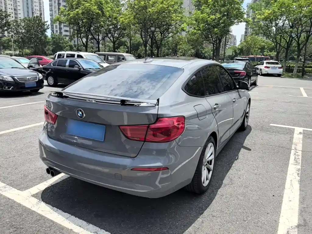 BMW 3 Series GT 3 GT 2018 320i Fashion