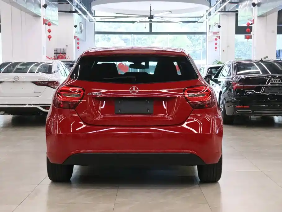 Mercedes-Benz A-Class (Import) — миниатюра 4