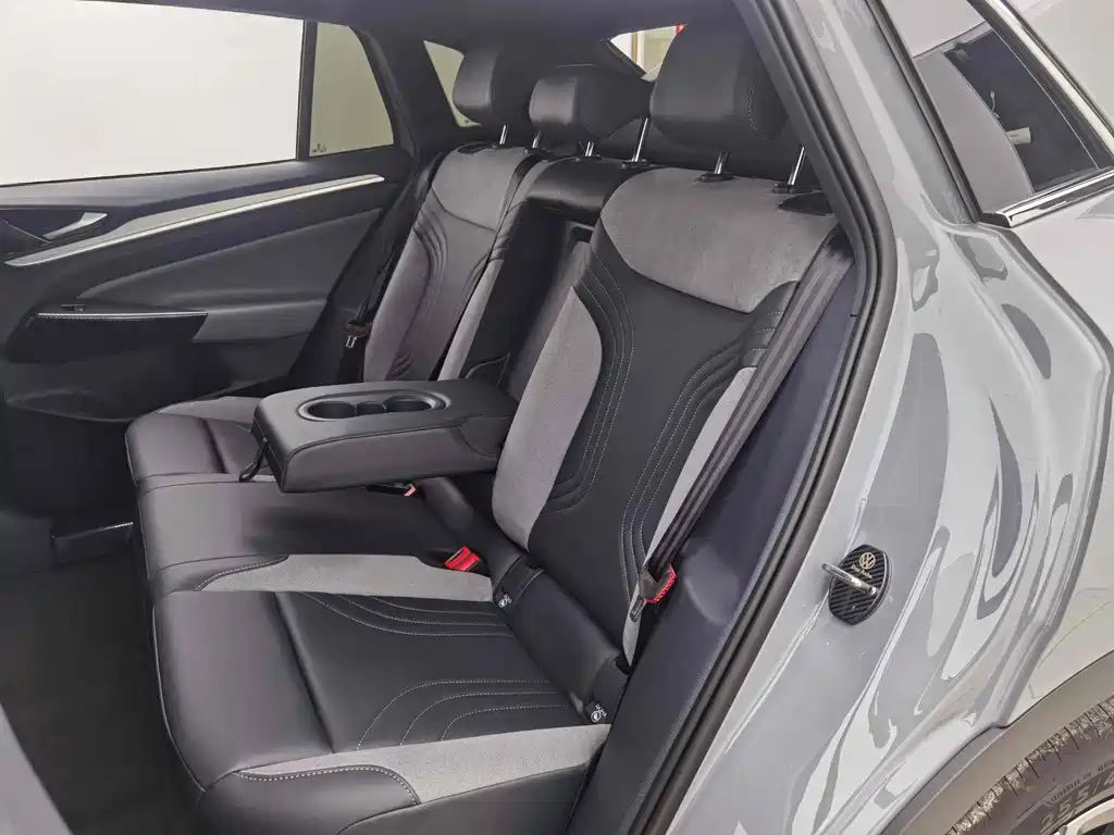 Volkswagen ID.4 Crozz — миниатюра 6