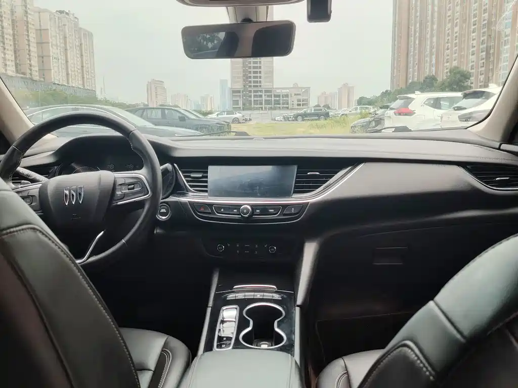 Buick Regal — миниатюра 7