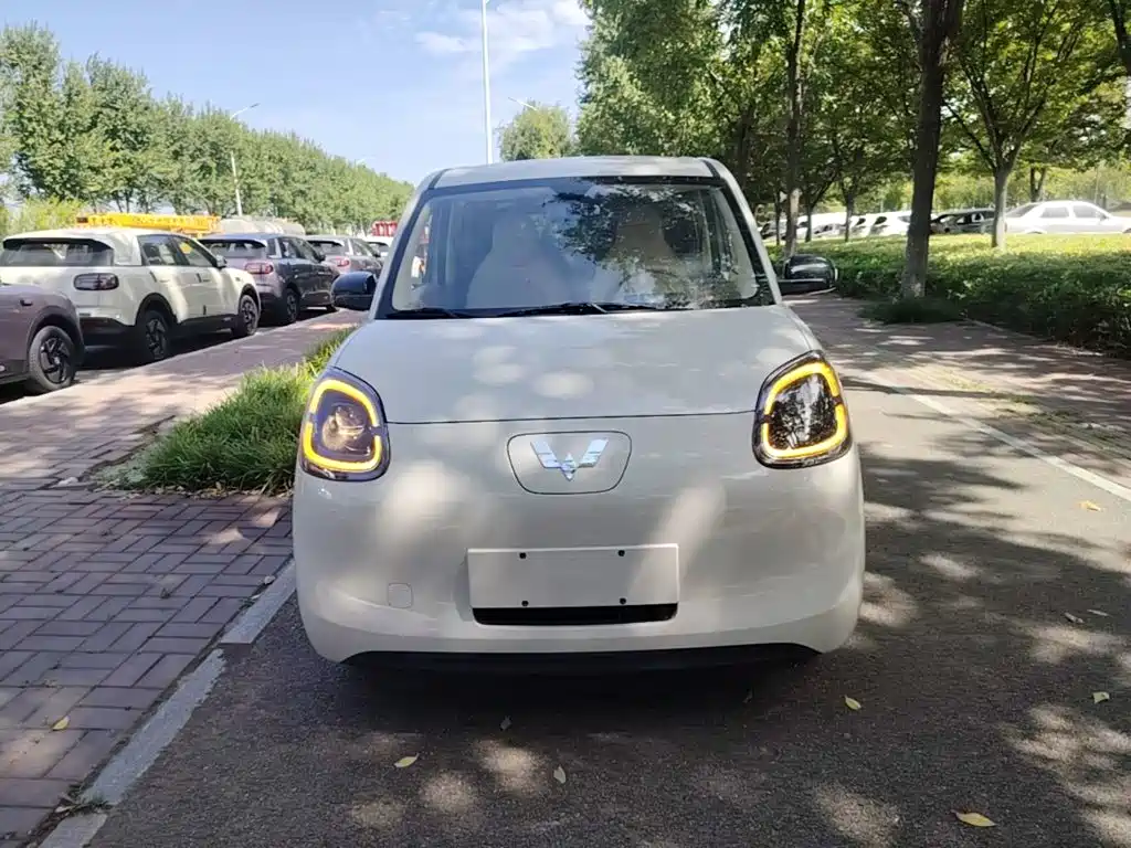 Wuling MINIEV — миниатюра 3