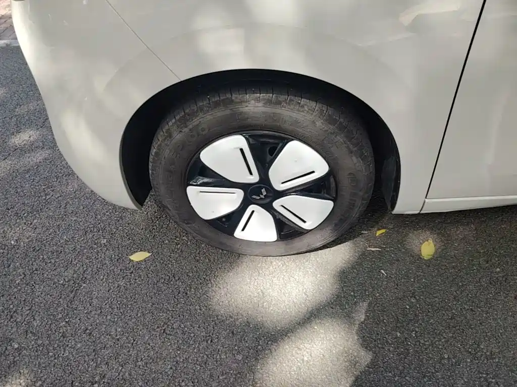 Wuling MINIEV — миниатюра 23