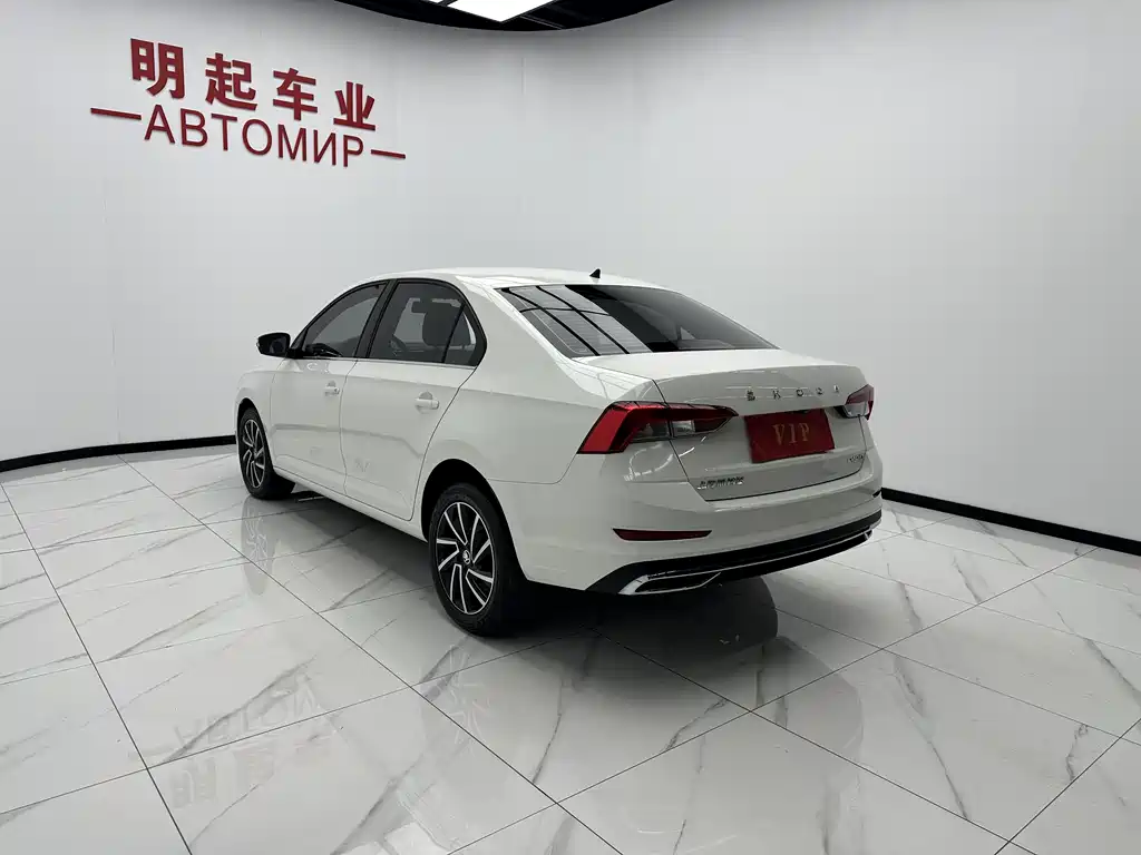 Skoda Rapid 2022 1.5L AT
