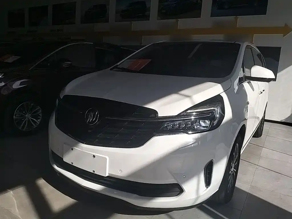 Buick GL8 2021