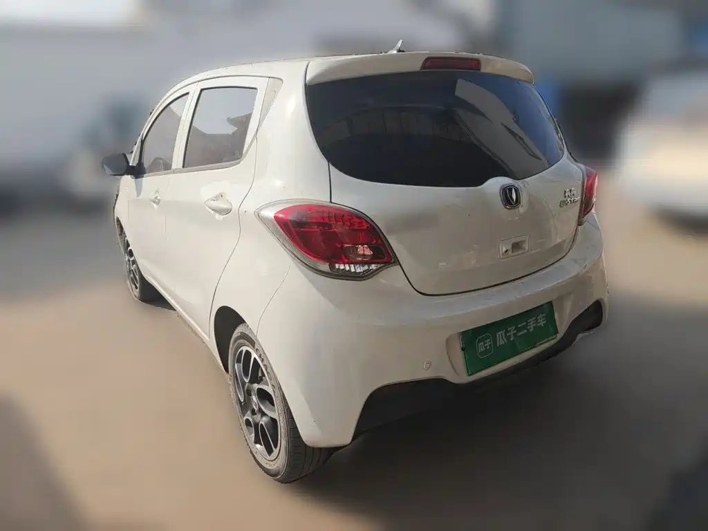 Changan Benben E-Star — миниатюра 5