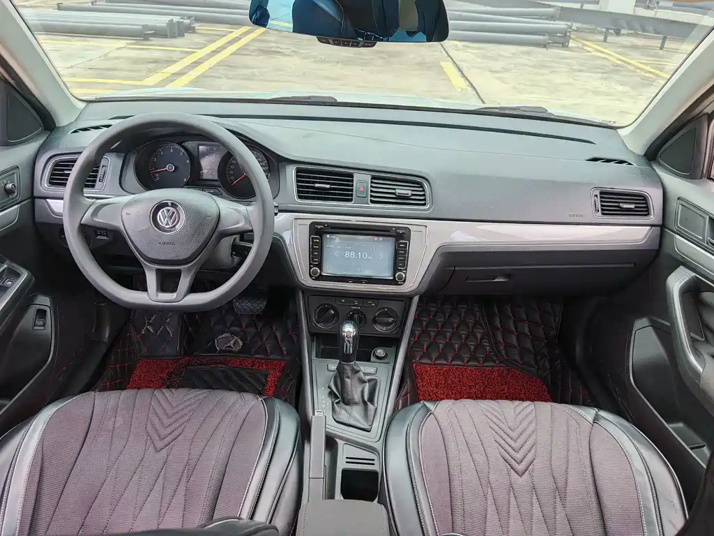 Volkswagen Lavida — миниатюра 6