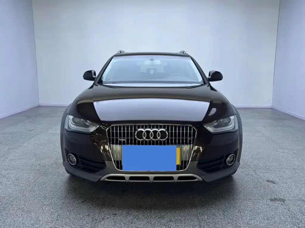 Audi A4 (Import) — миниатюра 2