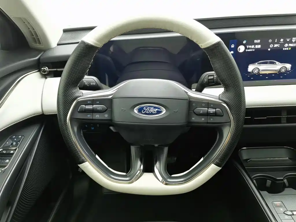 Ford Mondeo — миниатюра 11