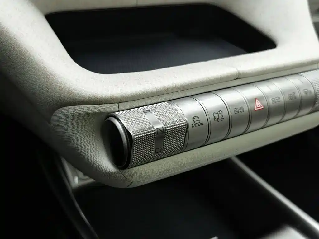 BYD Dolphin — миниатюра 13
