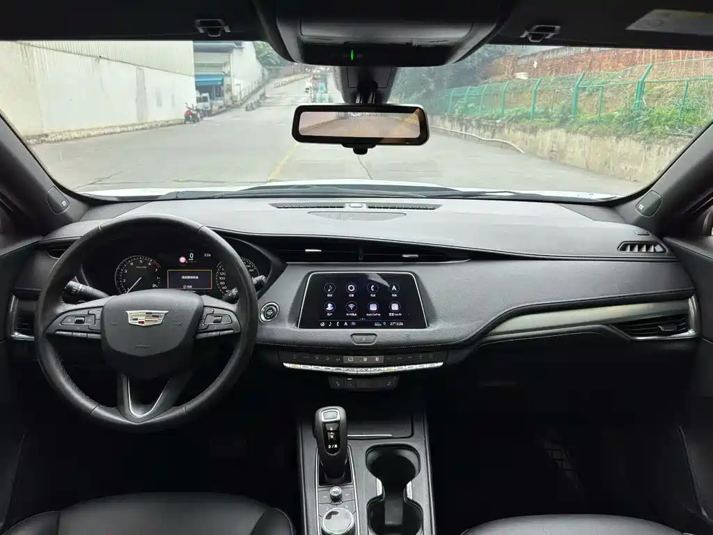 Cadillac XT4 2018 28T Lead