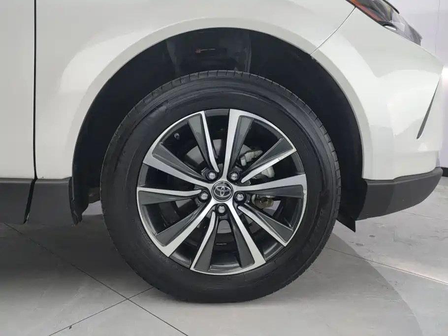Toyota Harrier — миниатюра 6
