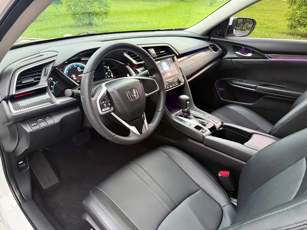 Honda Civic — миниатюра 8
