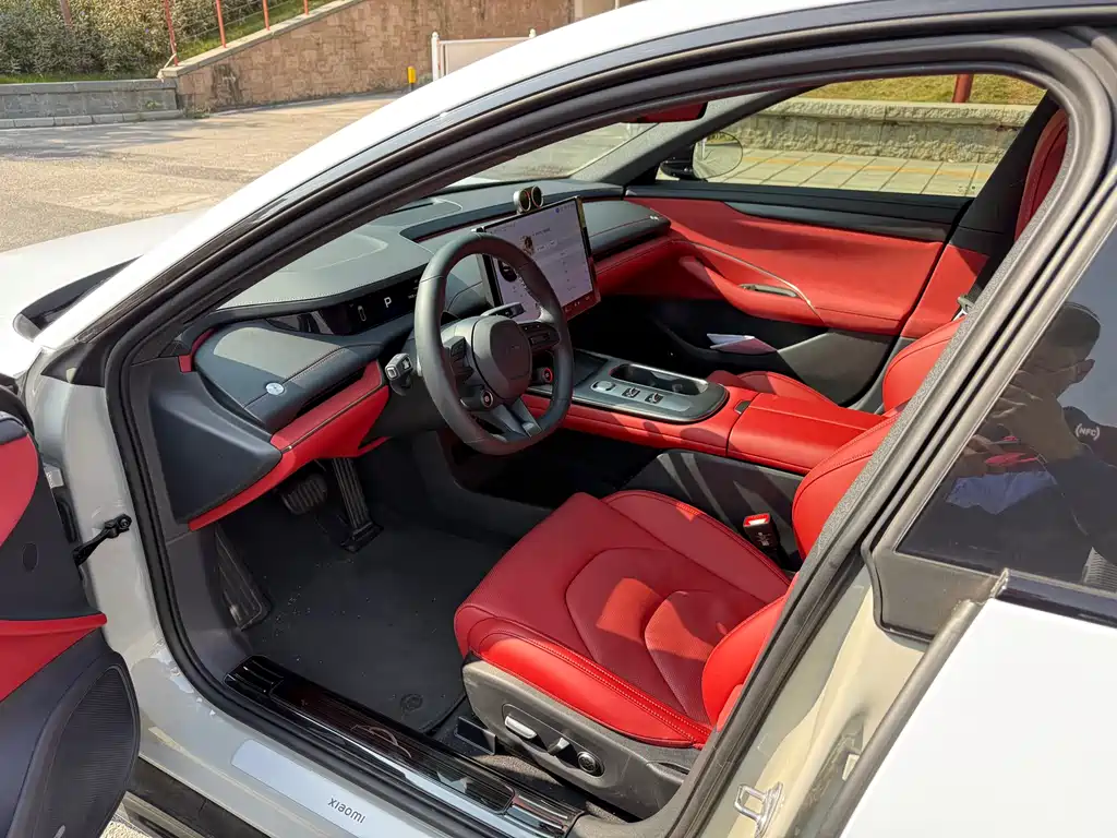 XIAOMI CAR XIAOMI SU7