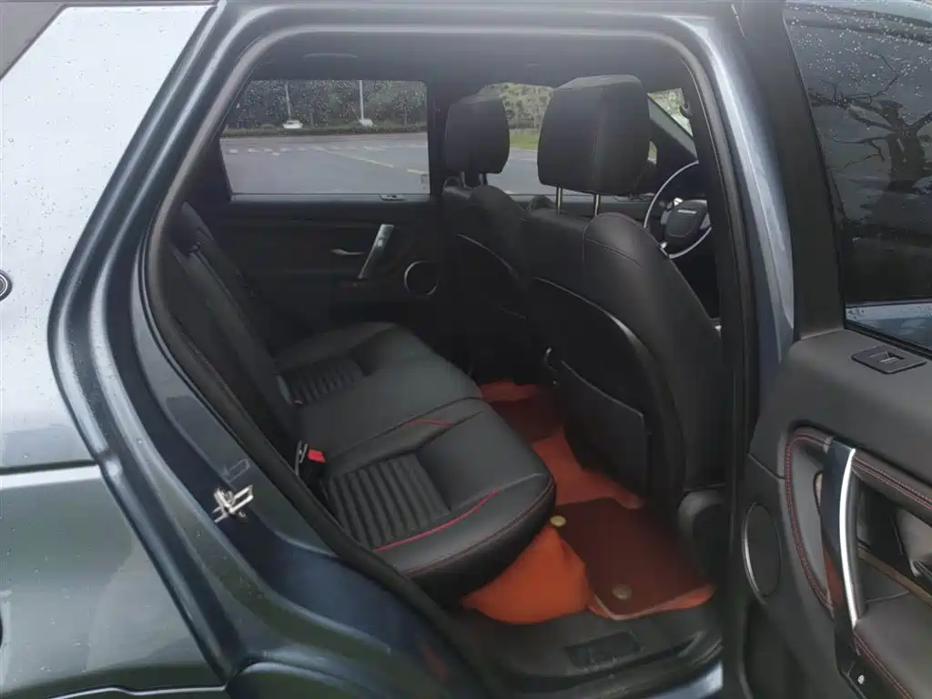 Land Rover Discovery Sport — миниатюра 12