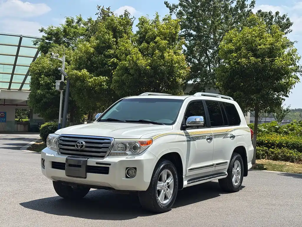 Toyota Land Cruiser 2015