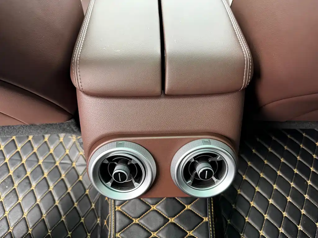 Wey Wey VV7 GT — миниатюра 13