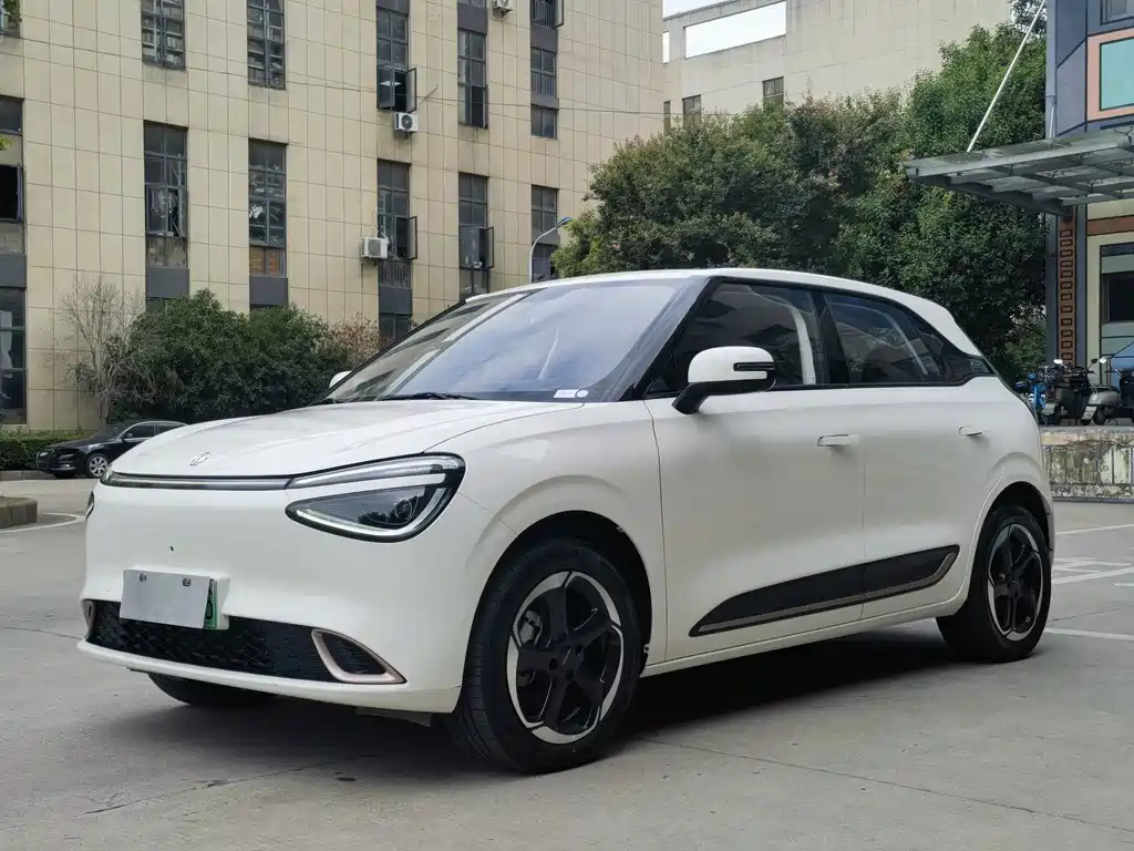 eπ Nano 01