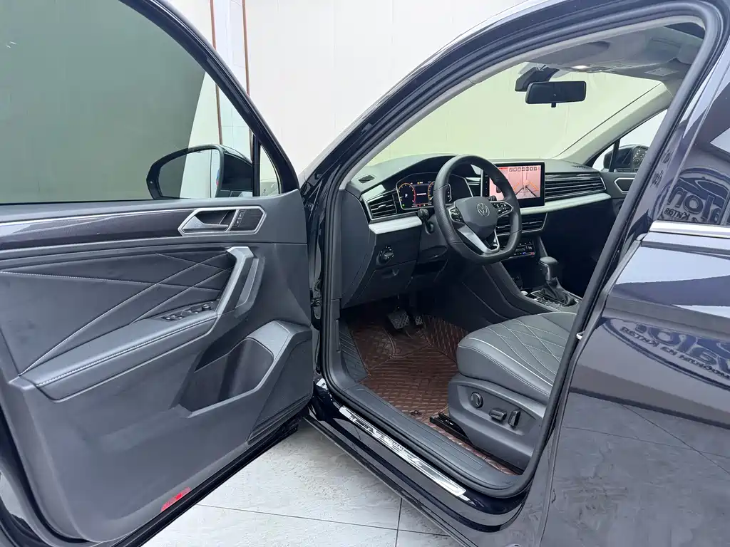 Volkswagen Tiguan L L 2023 280TSI AT