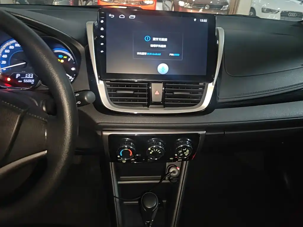 Toyota Yaris L — миниатюра 13