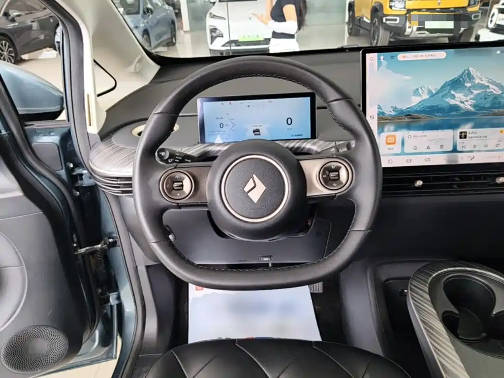 Baojun Yunduo — миниатюра 11