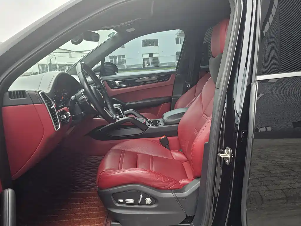 Porsche Cayenne 2019 Cayenne 3.0T
